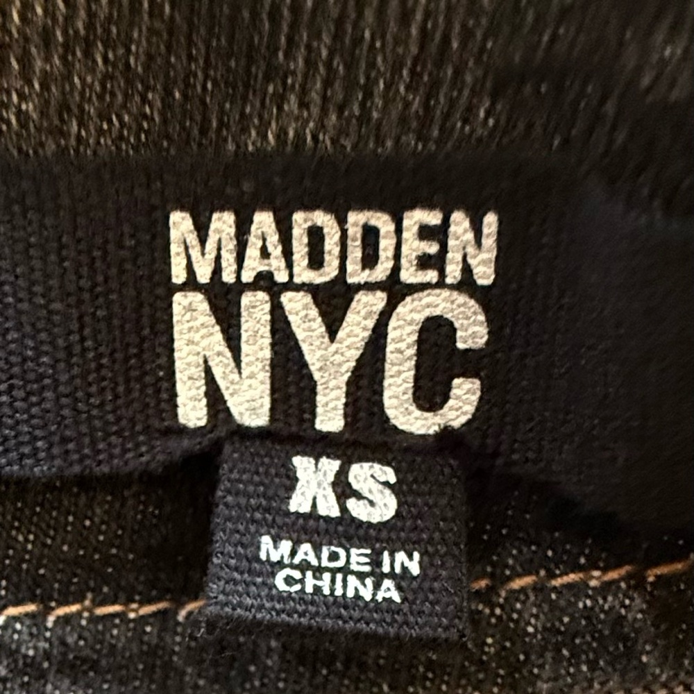Madden NYC Hardware Blue Wash Cargo Denim Skort With Ring Belt Size XS - Picture 7 of 8